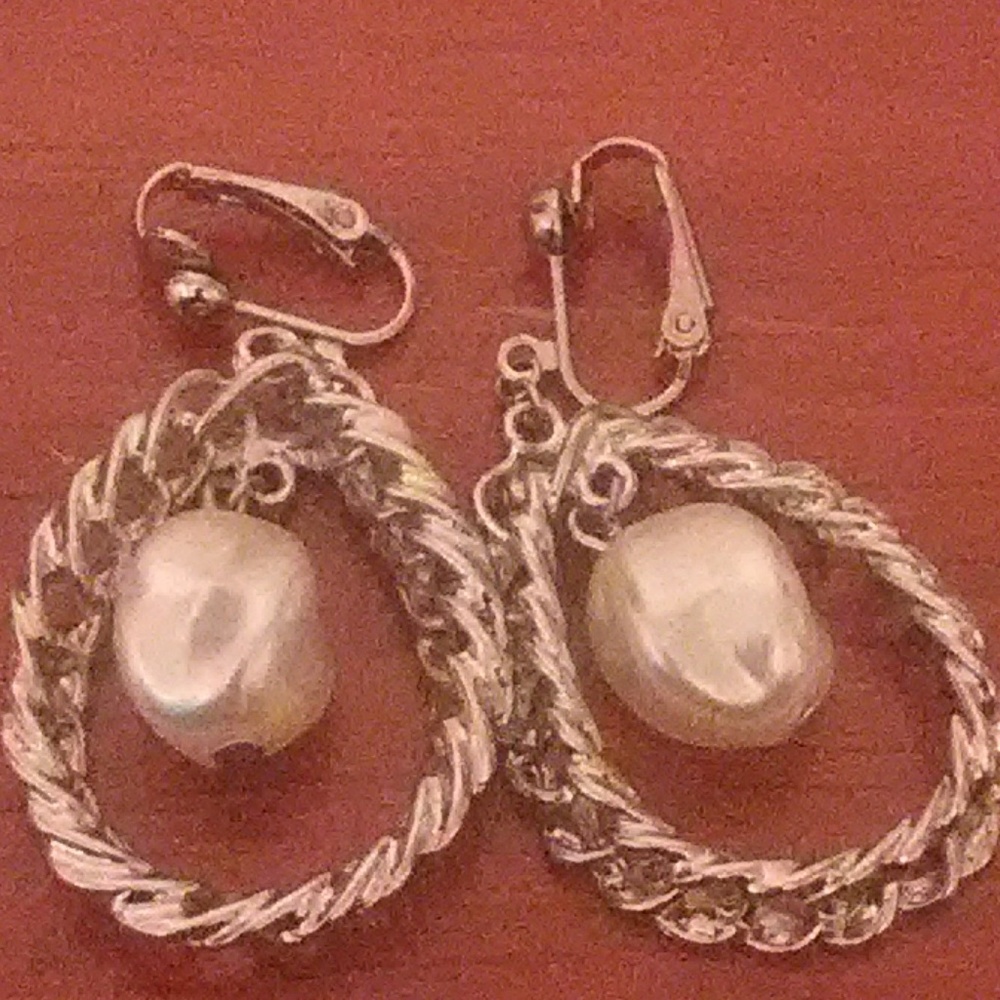Women Earrings